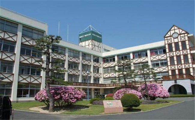 日本留学申请学校条件，日本留学需具备经济条件